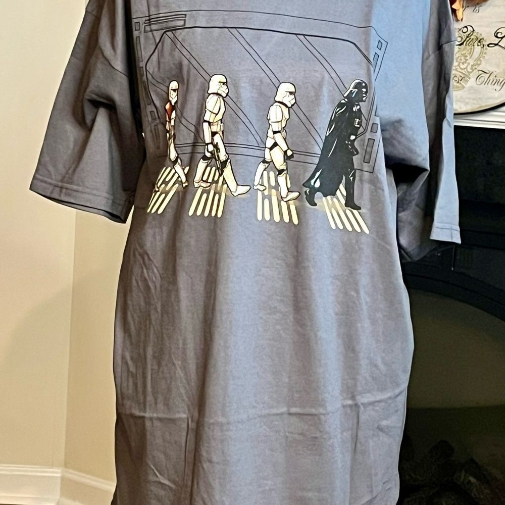 Star Wars Beatles Abby Road Parody Graphic T-Shirt, Gray, Large, Unisex - Picture 2 of 4